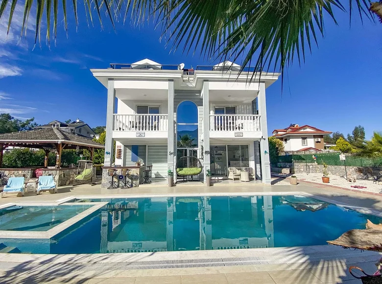 5-Zimmer-Villa 190 m² Fethiye, Türkei