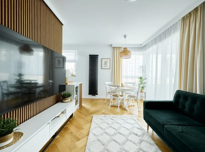 4 room apartment 77 m² Warsaw, Poland