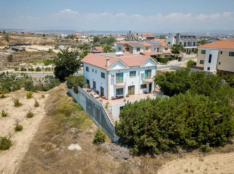 4 bedroom house 341 m² Trachoni Municipality, Cyprus