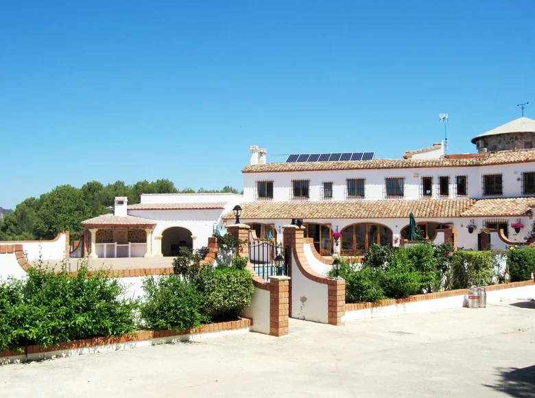 Villa 9 Schlafzimmer 1 000 m² Benissa, Spanien