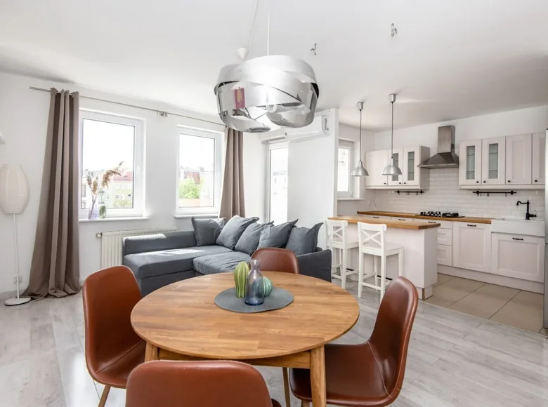 Apartamento 2 habitaciones 61 m² Poznan, Polonia