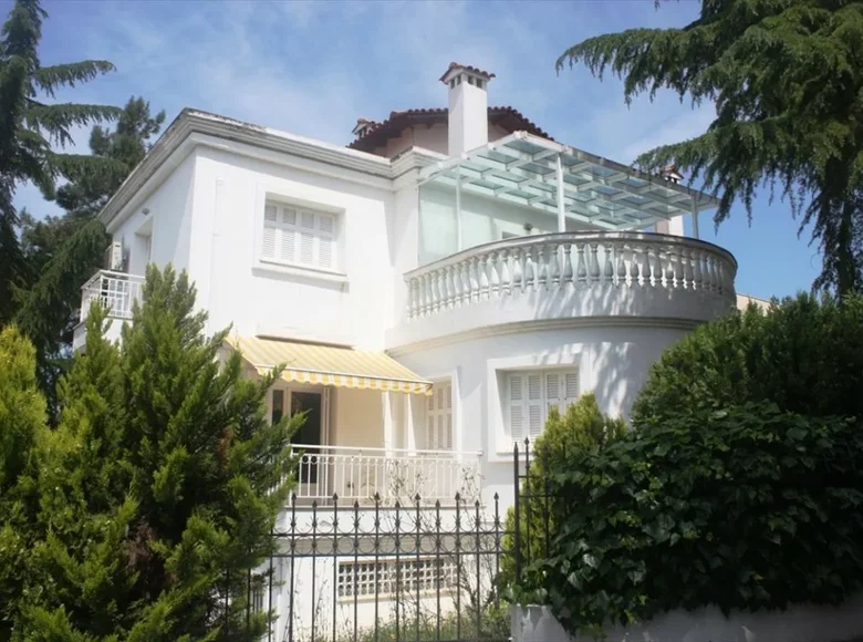 4 bedroom house 400 m² Afra, Greece