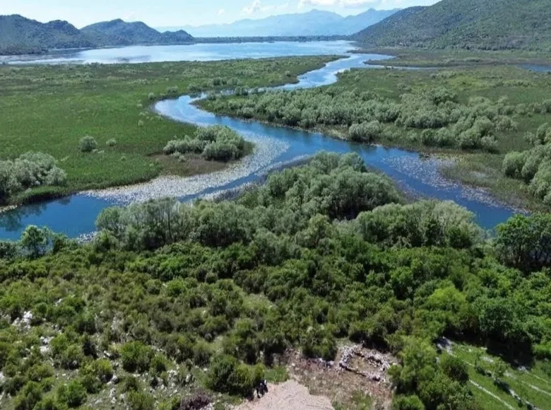 Land  Cerovi Pod, Montenegro