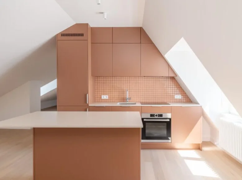 Mieszkanie 4 pokoi 108 m² Ryga, Łotwa