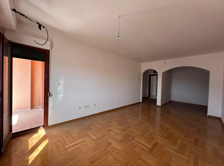 Wohnung 1 Schlafzimmer 61 m² Budva, Montenegro