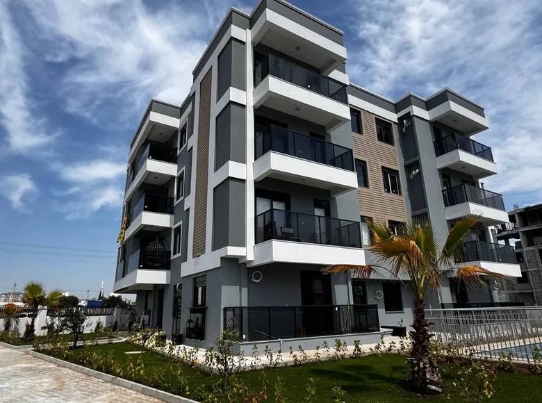 2 bedroom apartment 85 m² Kepez, Turkey
