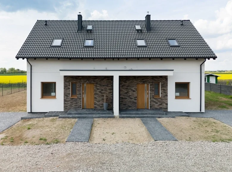 Casa 84 m² Gortatowo, Polonia