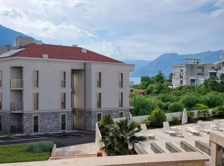 Wohnung 1 Schlafzimmer 38 m² Dobrota, Montenegro