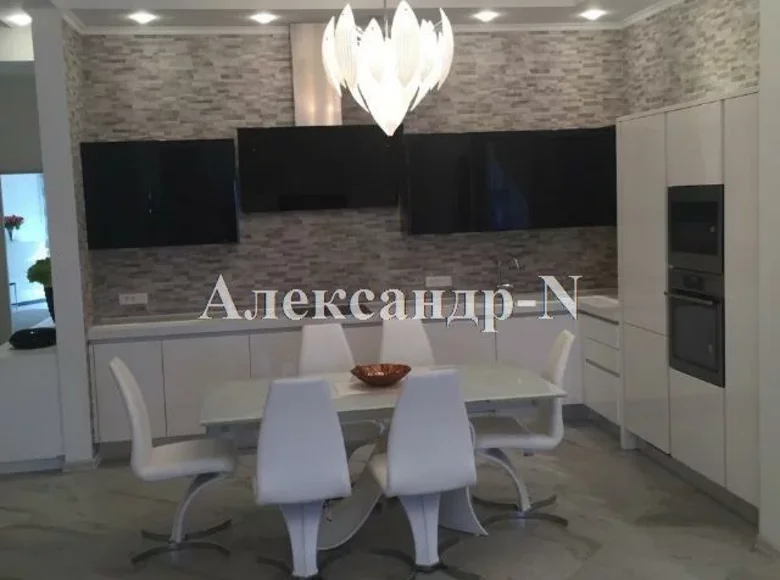 Wohnung 4 Zimmer 178 m² Sjewjerodonezk, Ukraine