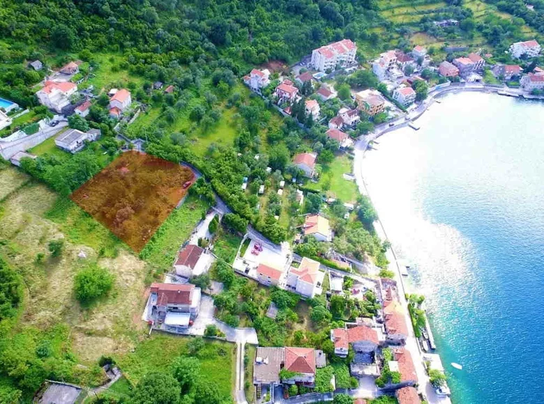 Land  Stoliv, Montenegro