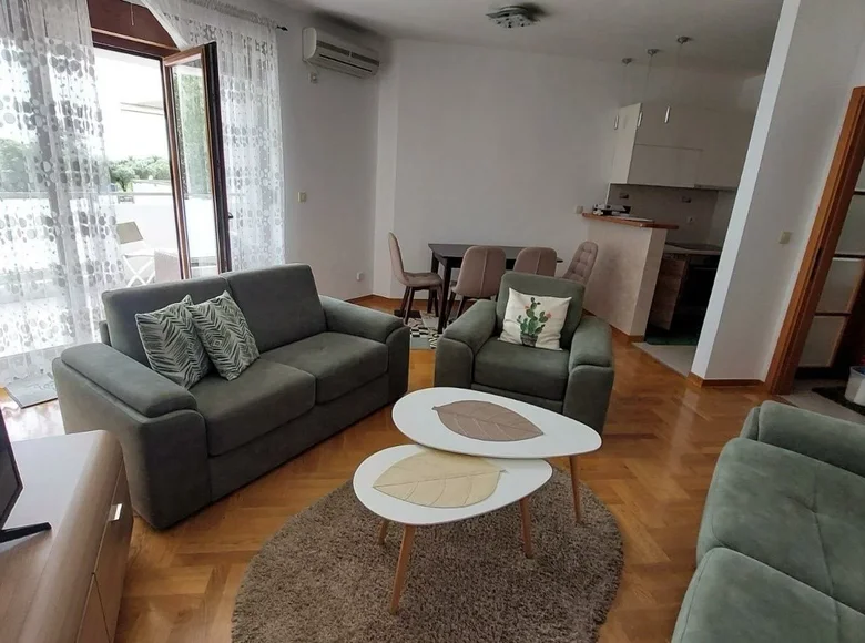 Wohnung 1 Schlafzimmer 61 m² Bar, Montenegro