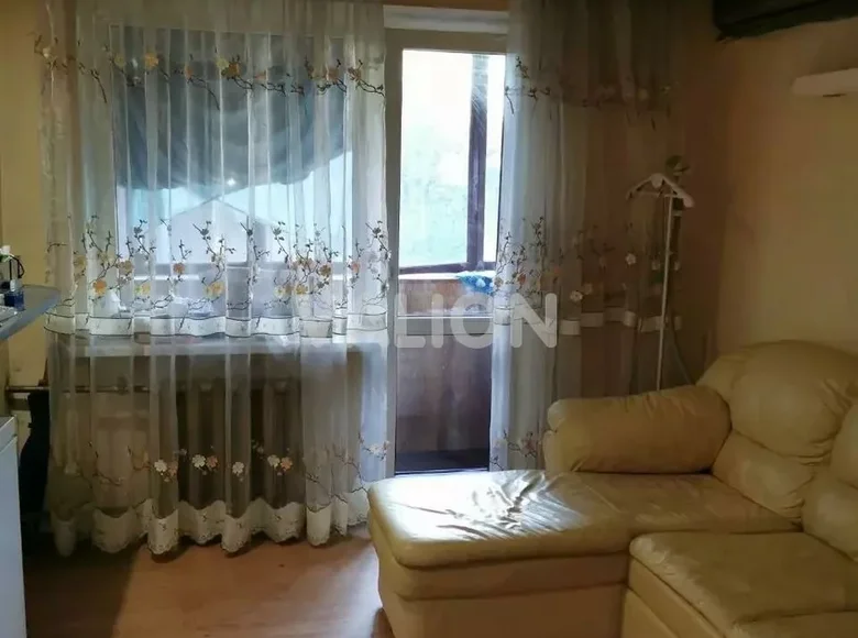 Mieszkanie 3 pokoi 56 m² Kijów, Ukraina