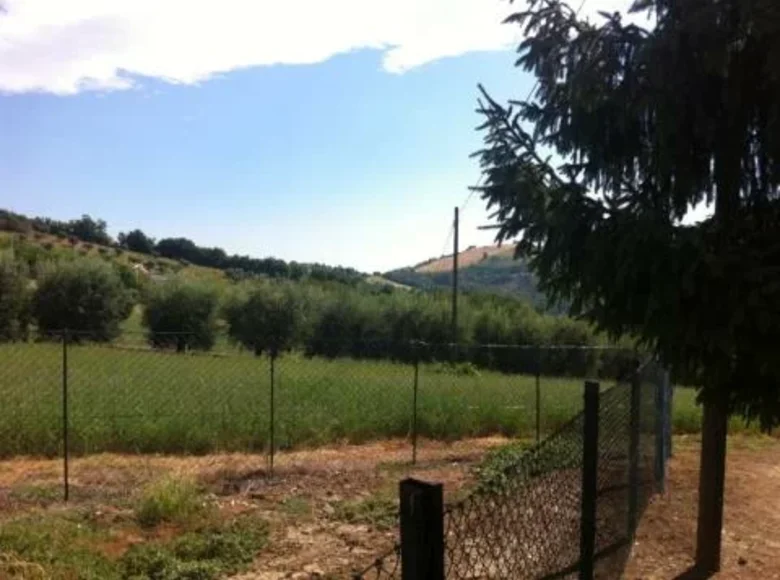 Land 140 000 m² Terni, Italy