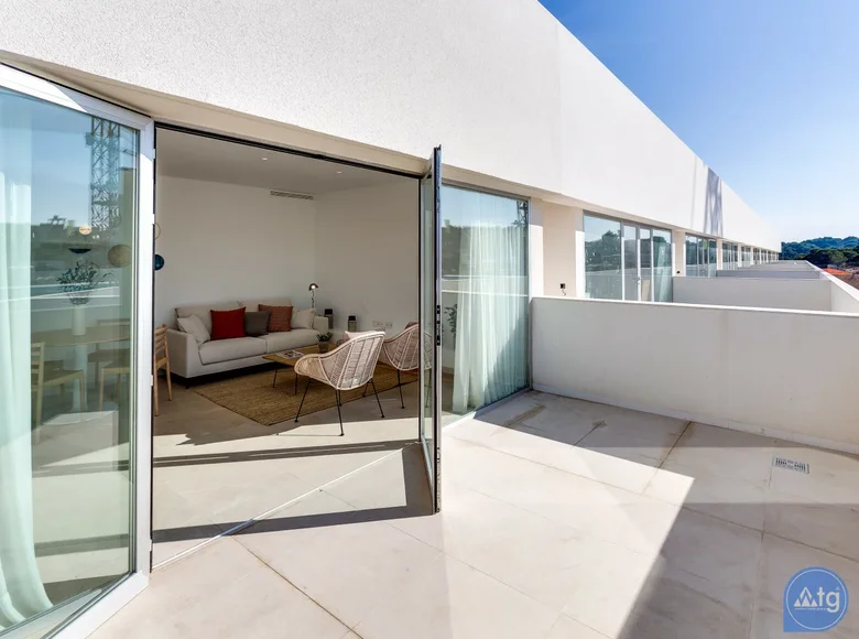 Bungalow de 3 dormitorios 91 m² Torrevieja, España