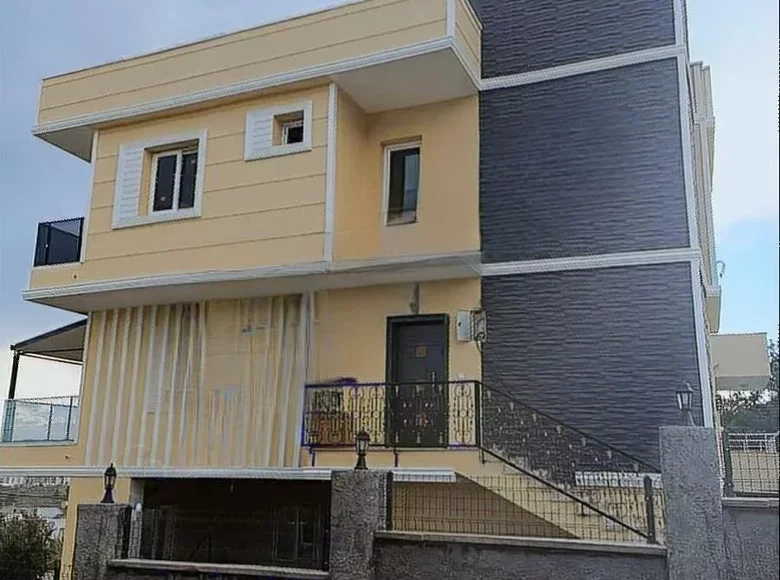 Duplex 6 rooms 190 m² Alanya, Turkey