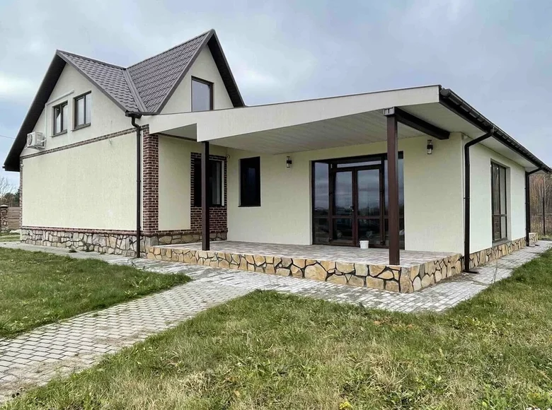 House 137 m² Lyepyel, Belarus