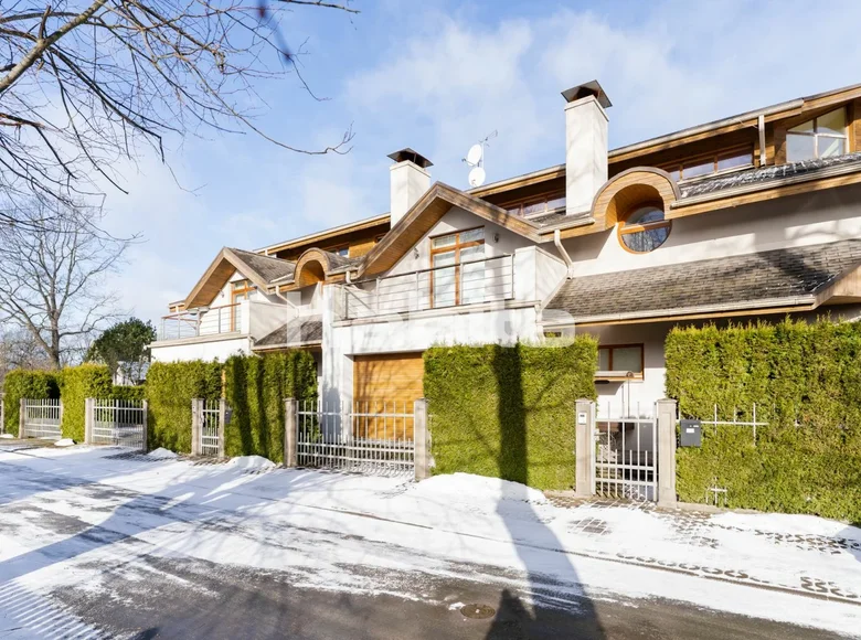 4 bedroom apartment 240 m² Jurmala, Latvia