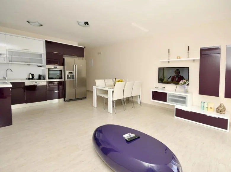 2 bedroom apartment 67 m², All countries