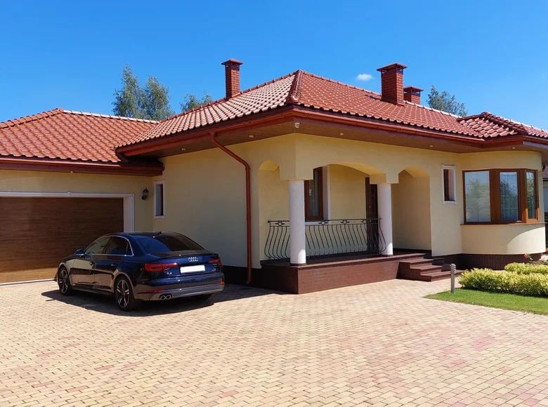 House 154 m² Kalodishchy, Belarus