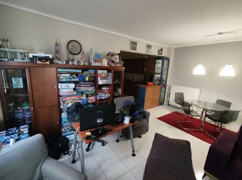 Mieszkanie 4 pokoi 95 m² Peraia, Grecja