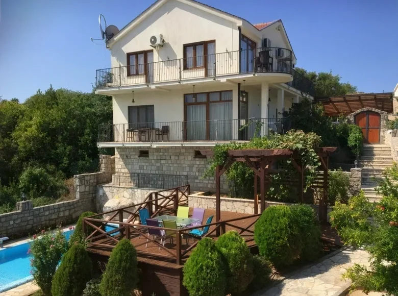 3 bedroom house 147 m² Pobrde, Montenegro