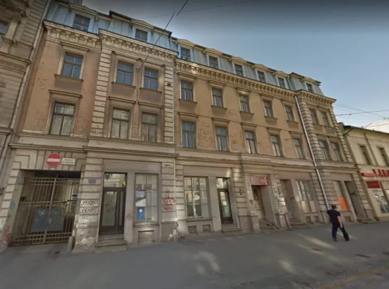 Revenue house 1 881 m² in Riga, Latvia