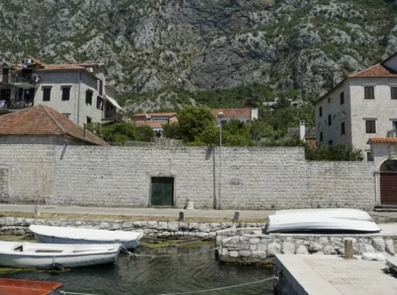 Haus  Dobrota, Montenegro