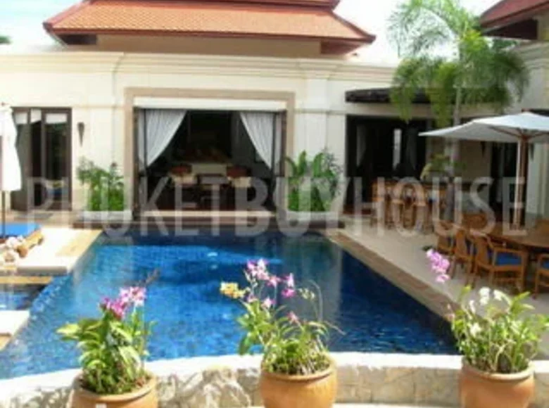 Villa de tres dormitorios 300 m² Phuket, Tailandia