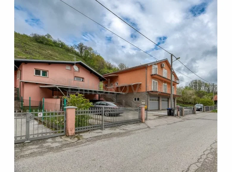 Dom 5 pokojów 531 m² Zagrzeb, Chorwacja