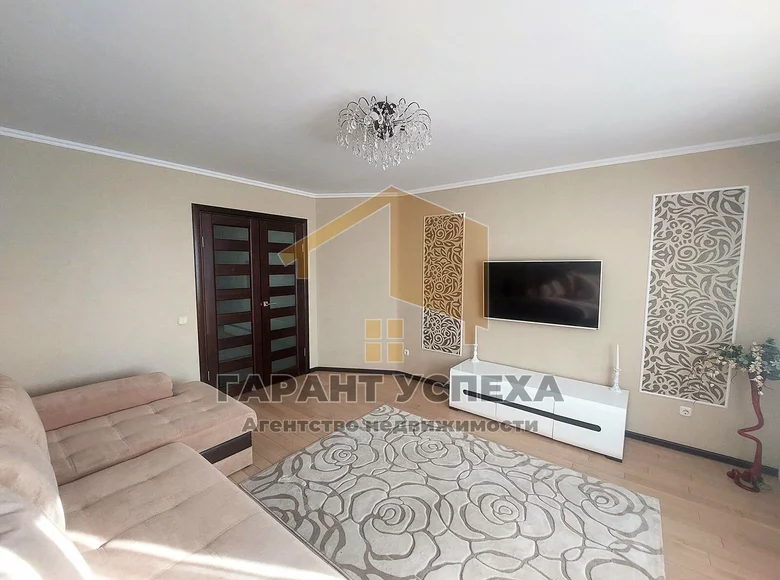 Квартира 2 комнаты 58 м² Брест, Беларусь