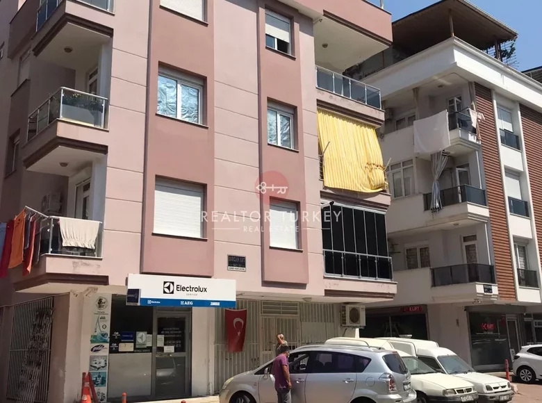 Appartement 1 chambre 370 m² Muratpasa, Turquie