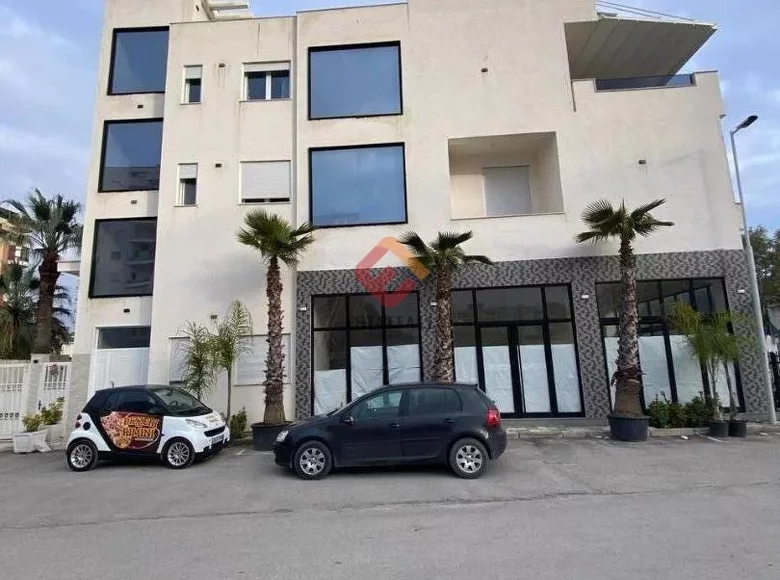 Maison 450 m² Vlora, Albanie