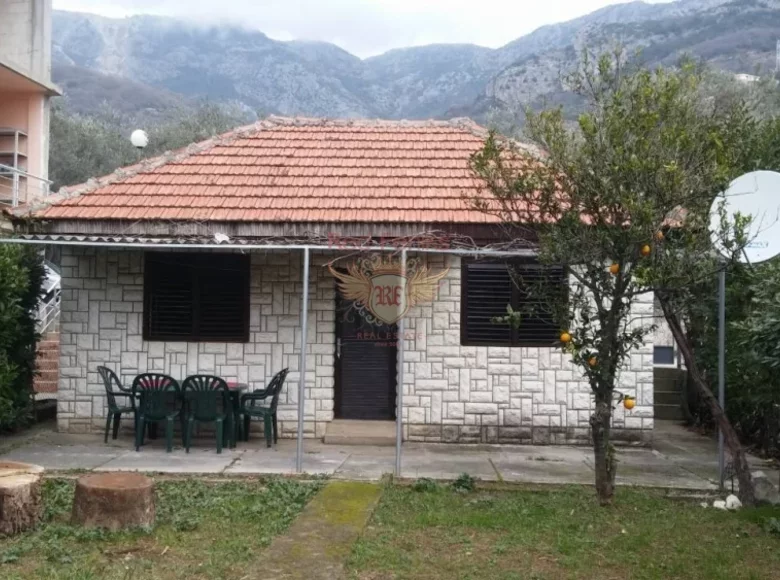 Parcelas  Rafailovici, Montenegro