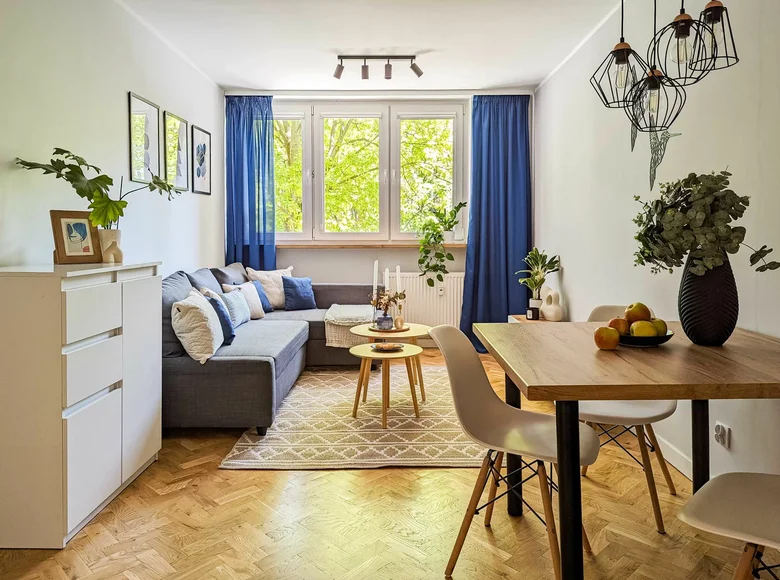 2 room apartment 36 m² in Warsaw, Poland