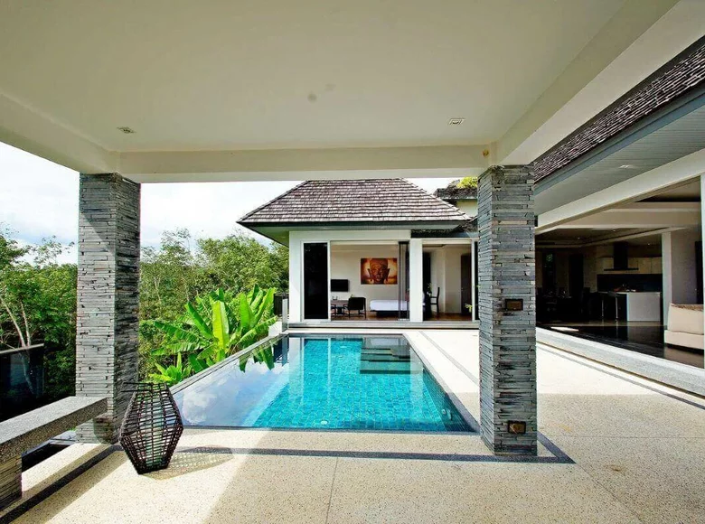 3 bedroom villa 664 m² Phuket, Thailand