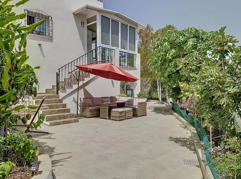 Haus 3 Schlafzimmer 142 m² Estepona, Spanien