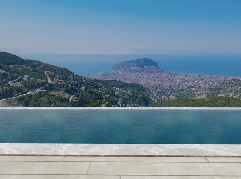 Villa 8 bedrooms 305 m² Alanya, Turkey