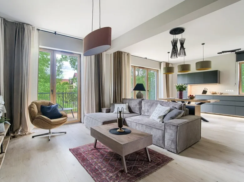 4 room apartment 140 m² in Warsaw, Poland