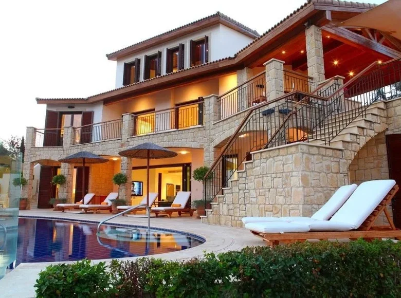 villa de 5 chambres 374 m² Koúklia, Chypre