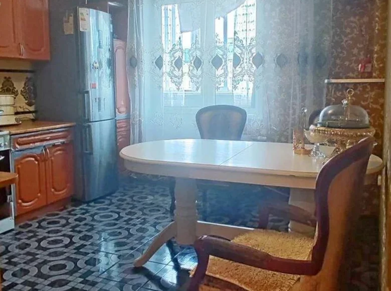 Mieszkanie 2 pokoi 53 m² Homel, Białoruś