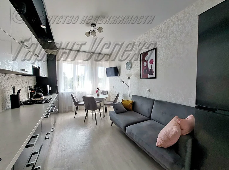 Mieszkanie 3 pokoi 96 m² Brześć, Białoruś