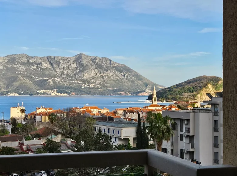 Wohnung 2 zimmer 61 m² Budva, Montenegro