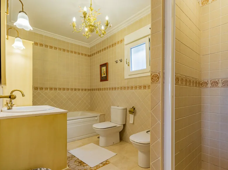 Вилла 3 спальни 412 м² Altea, Испания
