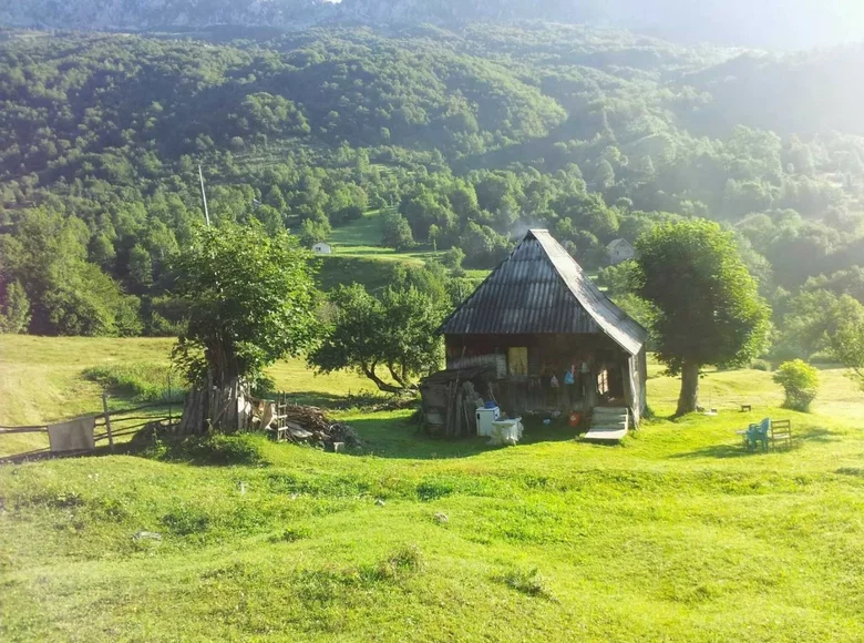 Land 42 m² Montenegro, Montenegro