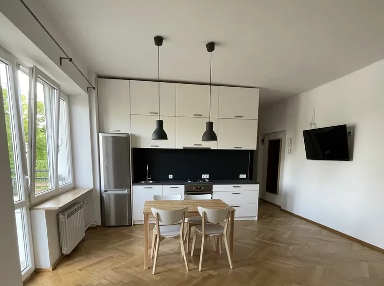 Apartamento 2 habitaciones 54 m² en Varsovia, Polonia