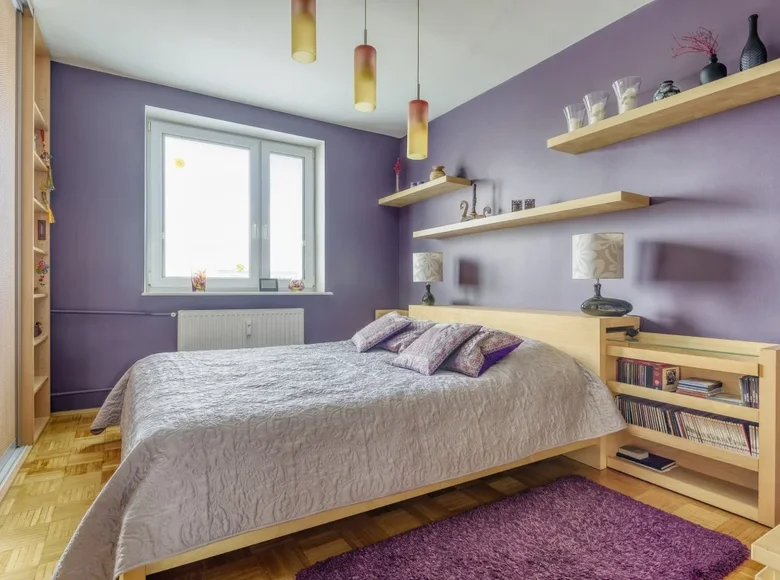 Mieszkanie 3 pokoi 64 m² Warszawa, Polska
