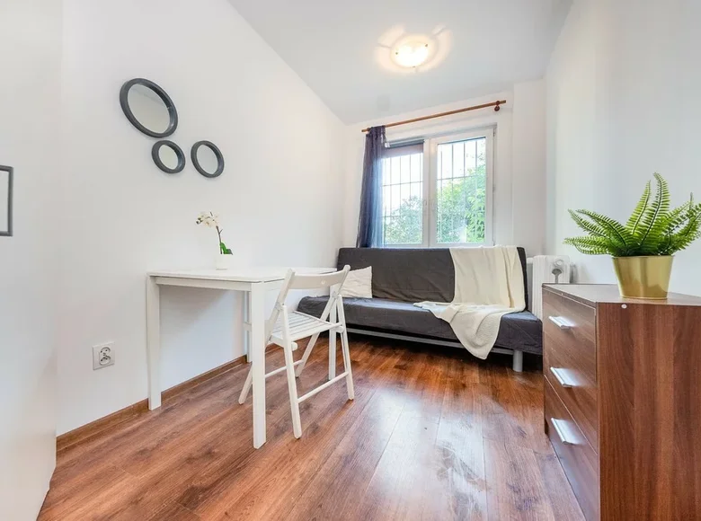 Wohnung 3 Zimmer 33 m² Warschau, Polen