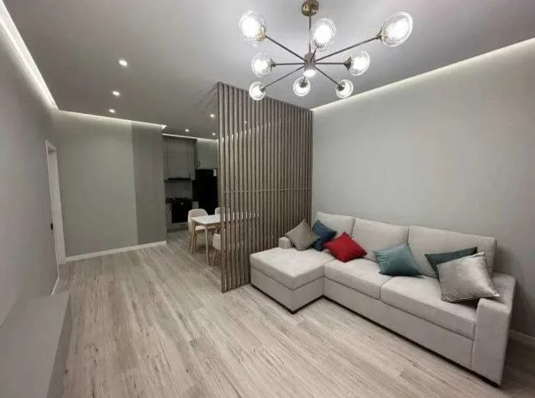 Kvartira 1 xona 48 m² Toshkentda