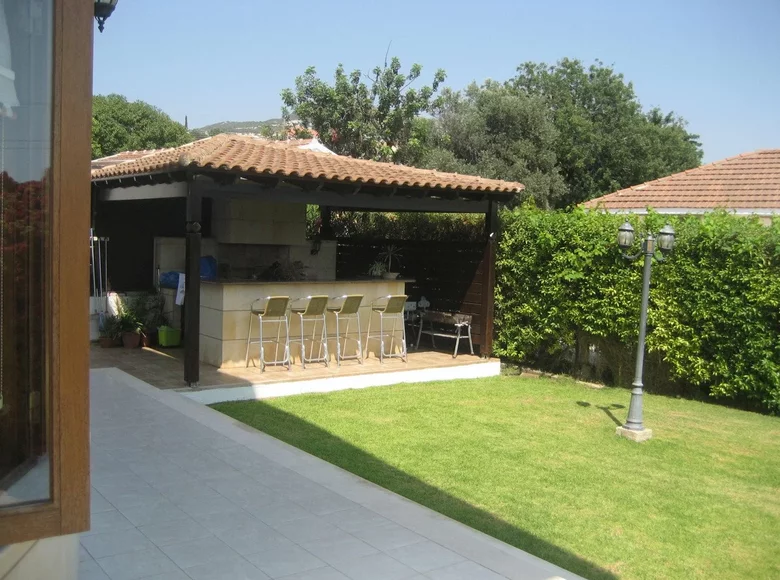 Casa 4 habitaciones 560 m² Tala, Chipre