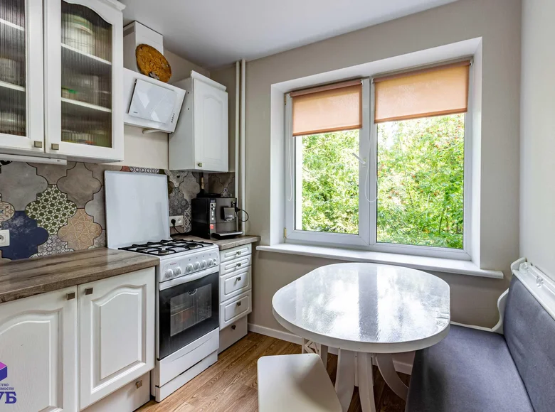 Квартира 4 комнаты 77 м² Минск, Беларусь